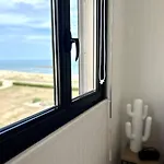California Dreamin' - Sea View